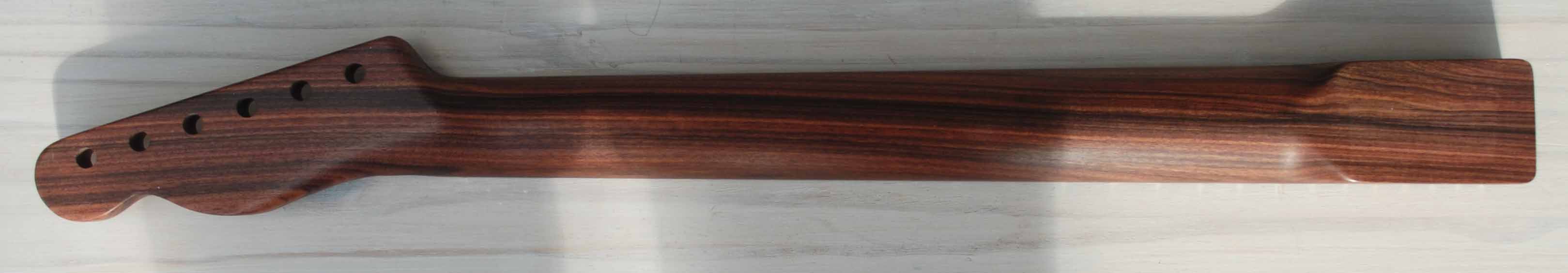 Pau Ferro Neck